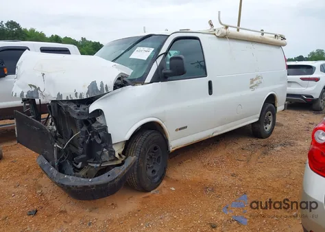 2004 Chevrolet Express z USA, uszkodzony, nr VIN 1GCHG35U041240256